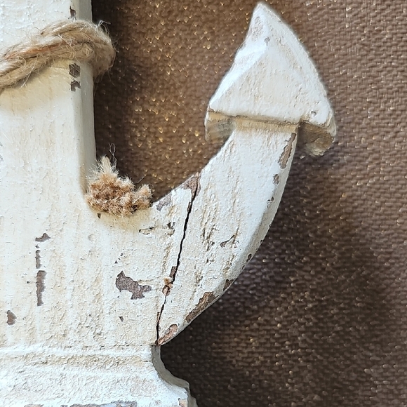 Rustic Cream Anchor Table Decor - Picture 6 of 7